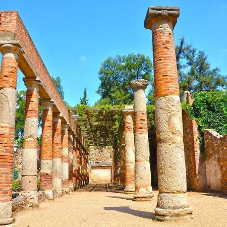 Albergue Rojo Plata Torremegía Kültér fotó