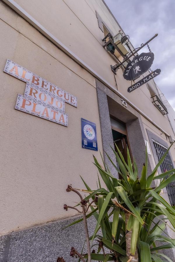 Albergue Rojo Plata Torremegía Kültér fotó