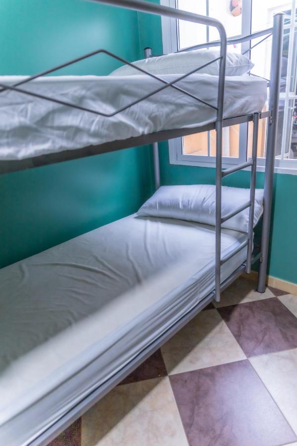 Albergue Rojo Plata Torremegía Kültér fotó