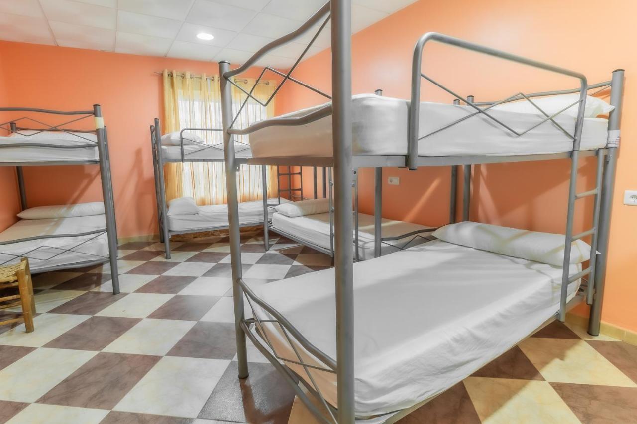 Albergue Rojo Plata Torremegía Kültér fotó