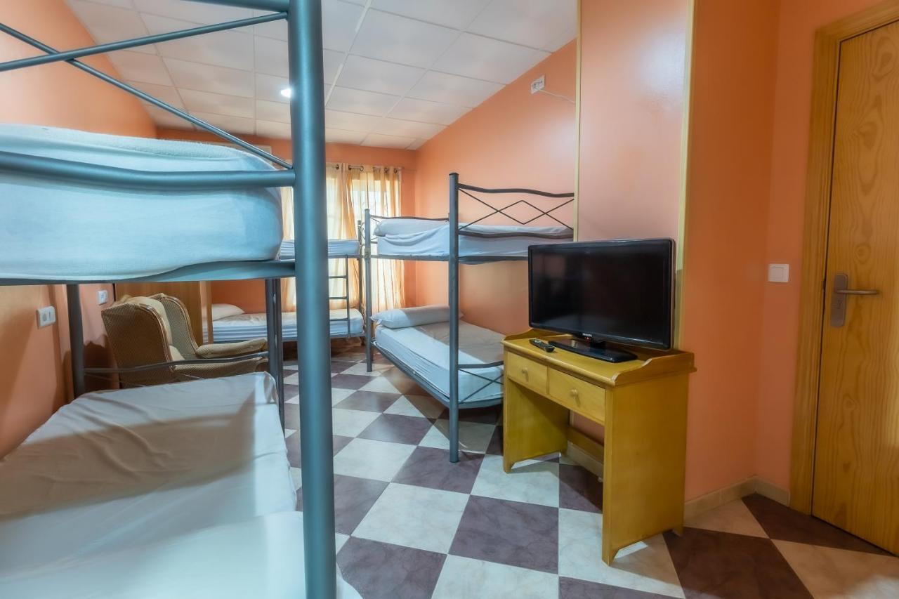 Albergue Rojo Plata Torremegía Kültér fotó