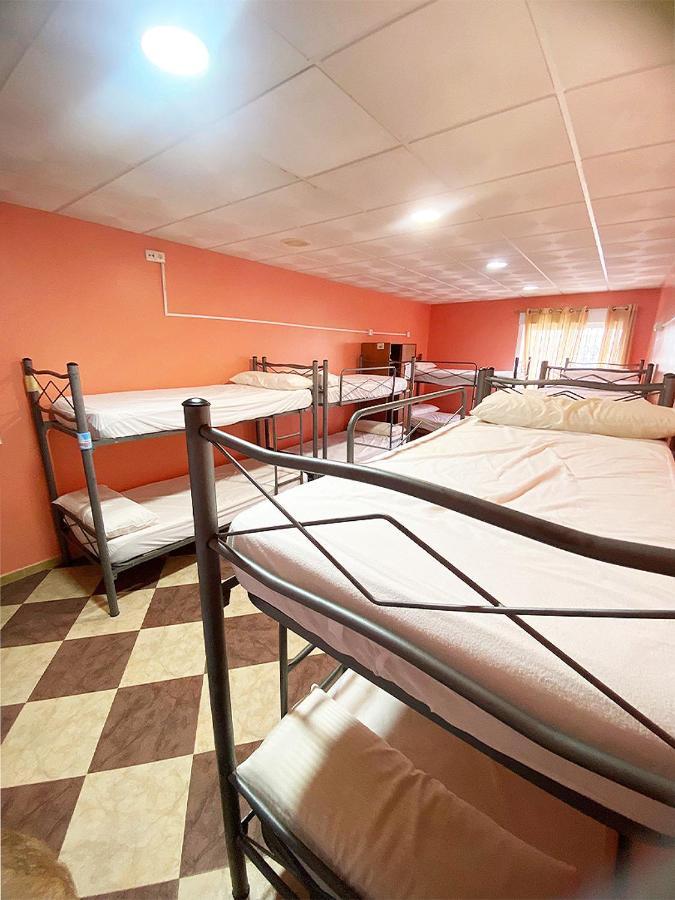 Albergue Rojo Plata Torremegía Kültér fotó